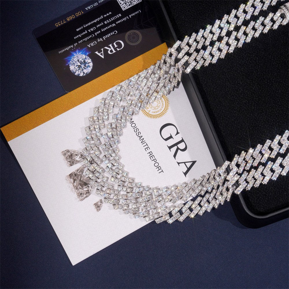 13mm Single Row Iced Cuban Chain — 925 Silver - detail