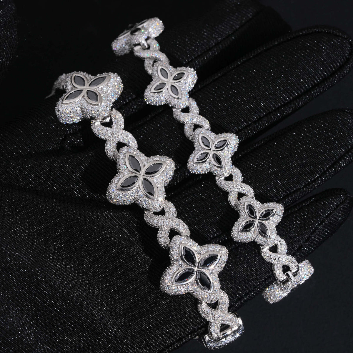 Four-Leaf Clover Iced Cuban Bracelet — 15–19mm - 925 sterling silver moissanite